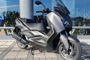 Yamaha X-Max 300