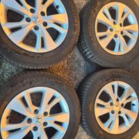 cerchi 16 Honda hrv con gomme estive 