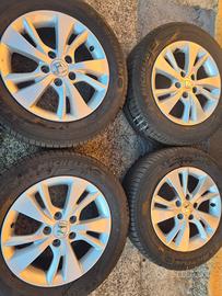 cerchi 16 Honda hrv con gomme estive 