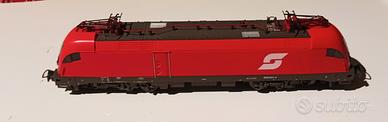 Locomotiva Taurus e carro DB H0