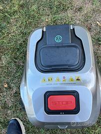 Robot taglia erba