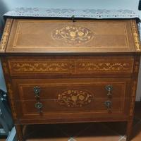 Scrittoio in legno massiccio intarsiato, anni '50