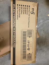 Pianola electronic keyboard m5