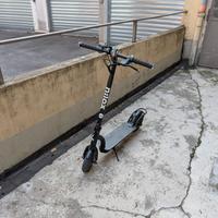 Monopattino elettrico Nilox 8.5