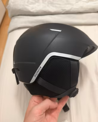 Casco sci