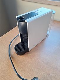 Nespresso essenza mini