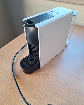 Nespresso essenza mini