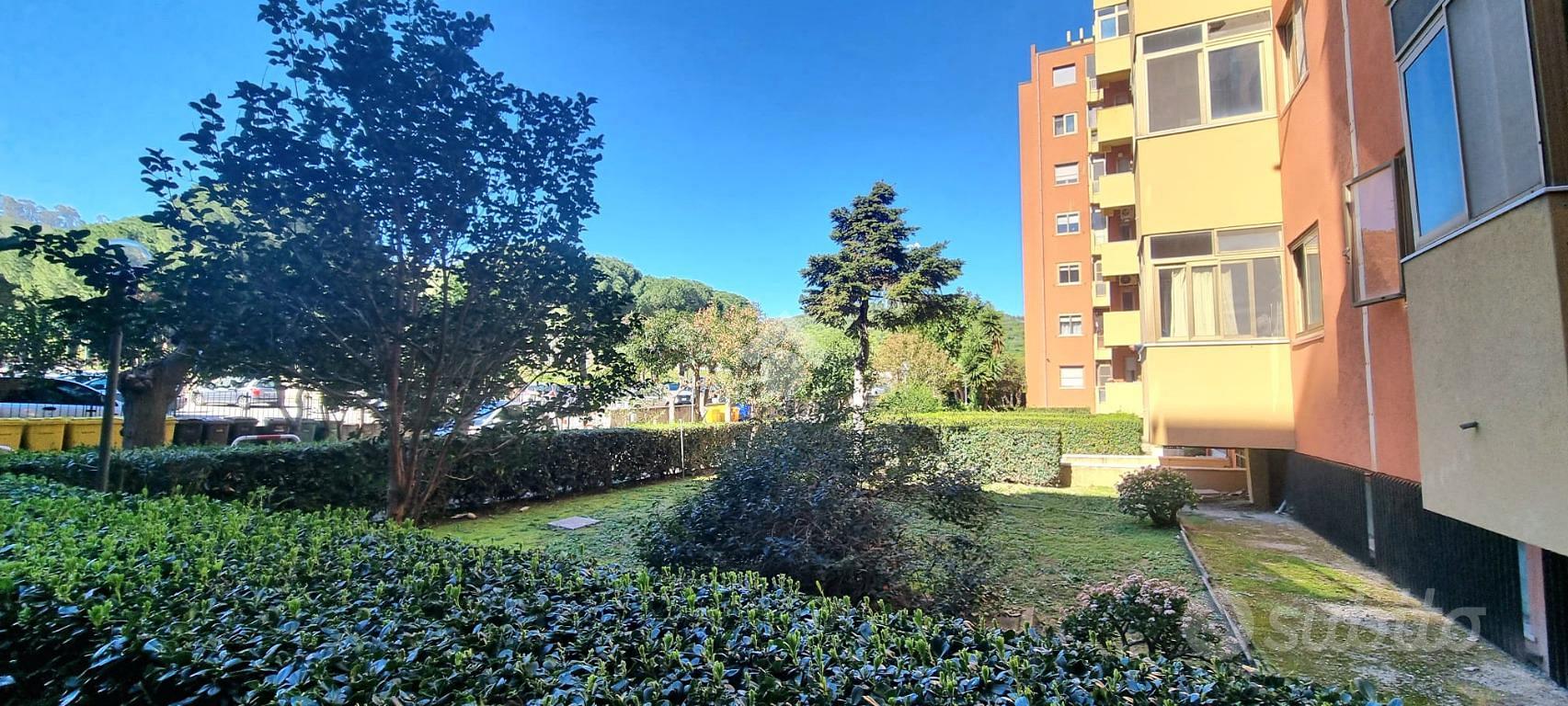 3 LOCALI A CATANZARO - Vista 5