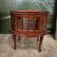 Tavolino ovale in mogano con vetrina