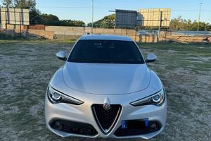 Alfa Romeo Stelvio 2.2 Turbodiesel 210 CV AT8 Q4 T