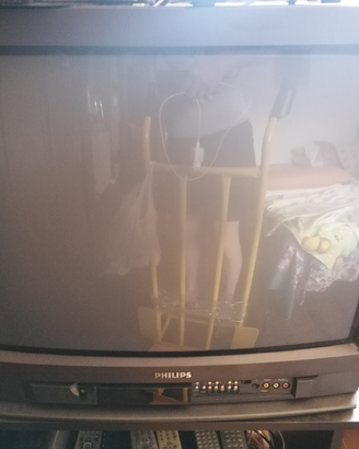 TV color analogico anni 90