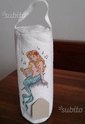 Beauty -Trousse-Pochette ricamo punto croce