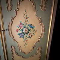 Porte con decori flireali