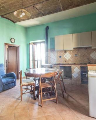 3 LOCALI A PALOMBARA SABINA