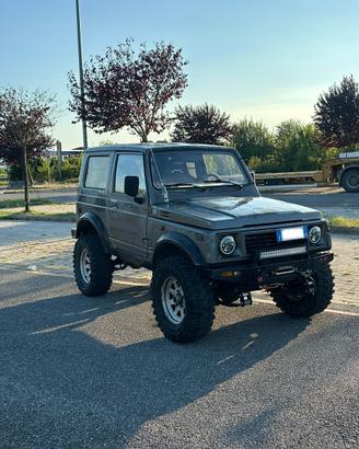 Suzuki Samurai Santana 1.3 (Land Rover)