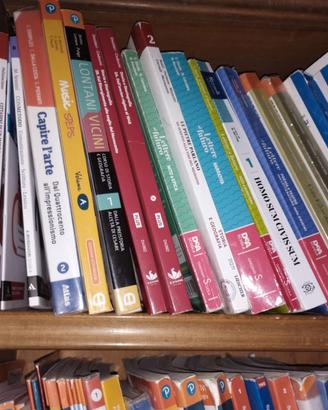 Libri scuola Media liceo scientifico e Artistico