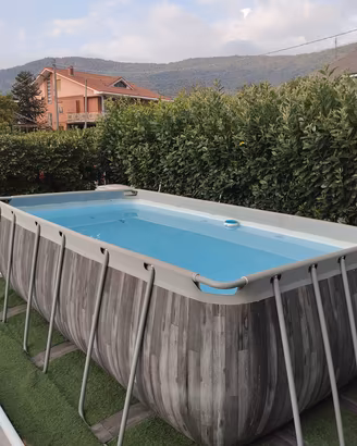 Piscina con filtro a sabbia 