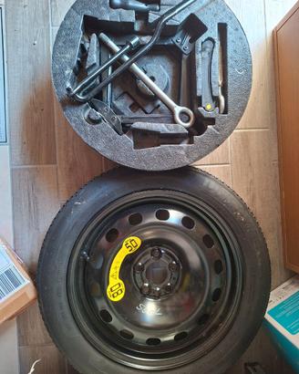 Ruotino di scorta per FIAT 500L + kit attrezzi