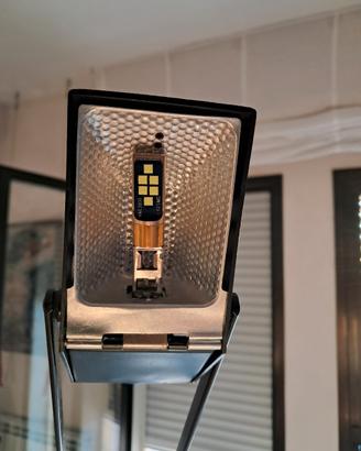 lampada da tavolo Artemide modello Tizio
