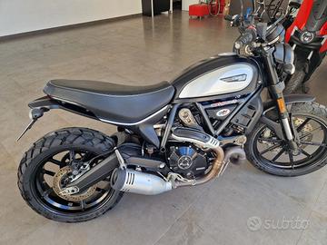 Ducati scrambler 800 icon dark