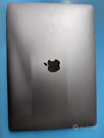 Macbook pro 13 2019 256gb 8gb ram