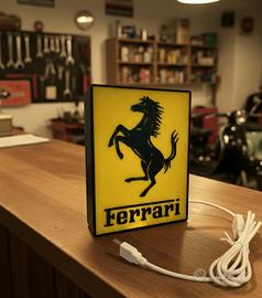 Lampada da tavolo logo Ferrari - stampa 3D