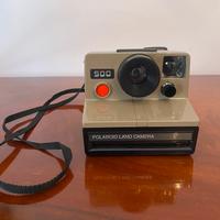 Polaroid 500 land camera