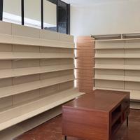 Scaffalatura in acciaio