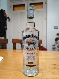 Bottiglia da 0.5 L. di Vodka Zubrowka Biala nuova!