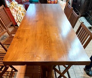 Tavolo in Castagno.