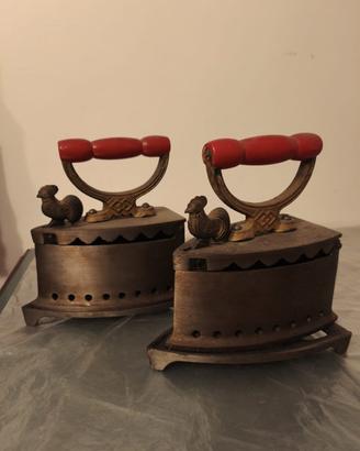 Ferri da Stiro Antichi a Carbone in Ghisa  Vintage