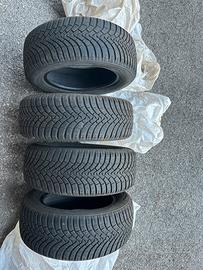Pneumatici invernali 195/60 R15 88T