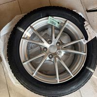 4 cerchi originali audi e 4 gomme invernali