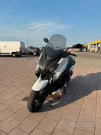 X-max 250