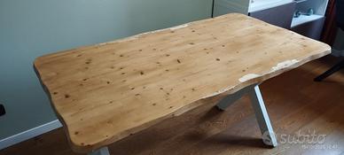 Scrivania/tavolo realizzata da artigiano