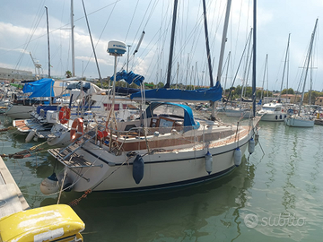 Barca a vela Bavaria 890