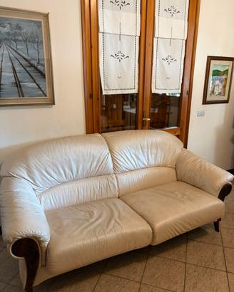 Divano 2 posti e poltrona in vera pelle