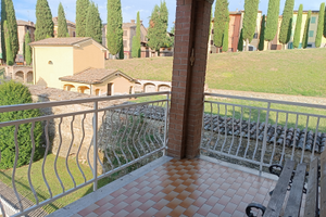 Appartamento grande con 3 camere, casa indipenden