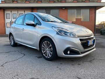 Peugeot 208 5p 1.2 + GPL "OK x NEOPATENTATI"