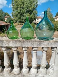 vetri di damigiane colori diversi 