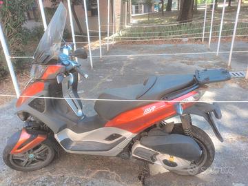 PIAGGIO MP3 300 YOURBAN LT 2012