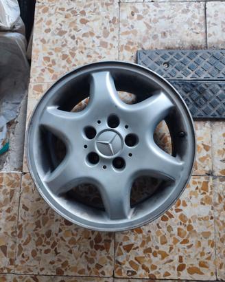 Cerchi Mercedes c220