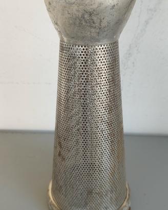 Setaccio a cono di ricambio realizzato in acciaio 
