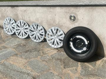 Accessori x Yaris ultimo modello
