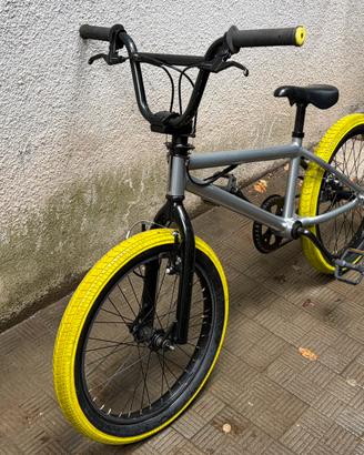 Bici BMX WIPE 100