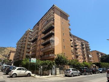 3 LOCALI A PALERMO