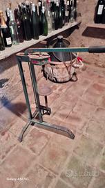 Tappatrice manuale mondial 