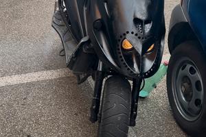 Phantom f12 os-cambio con attrezzatura Carpfishing