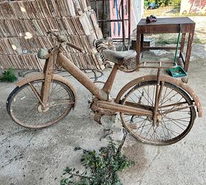 Motobicicletta d'epoca Moto Garelli Mosquito