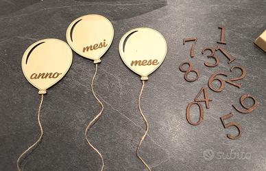 Palloncini mesi neonato legno 